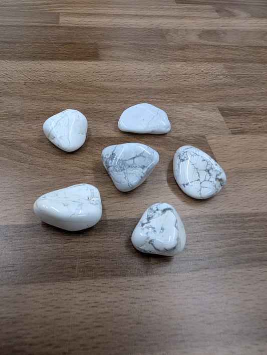 Howlite Tumble
